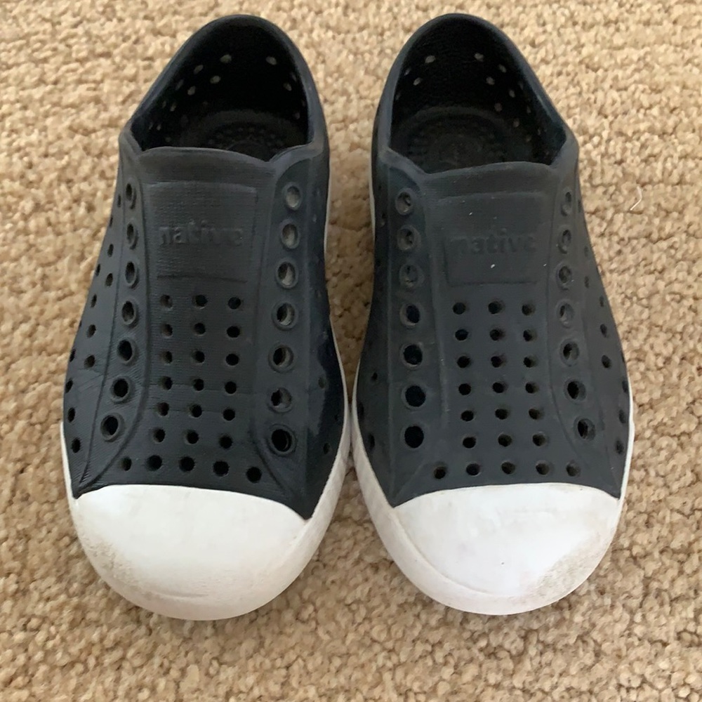 Native Black Slip On Shoes Toddler Size 8